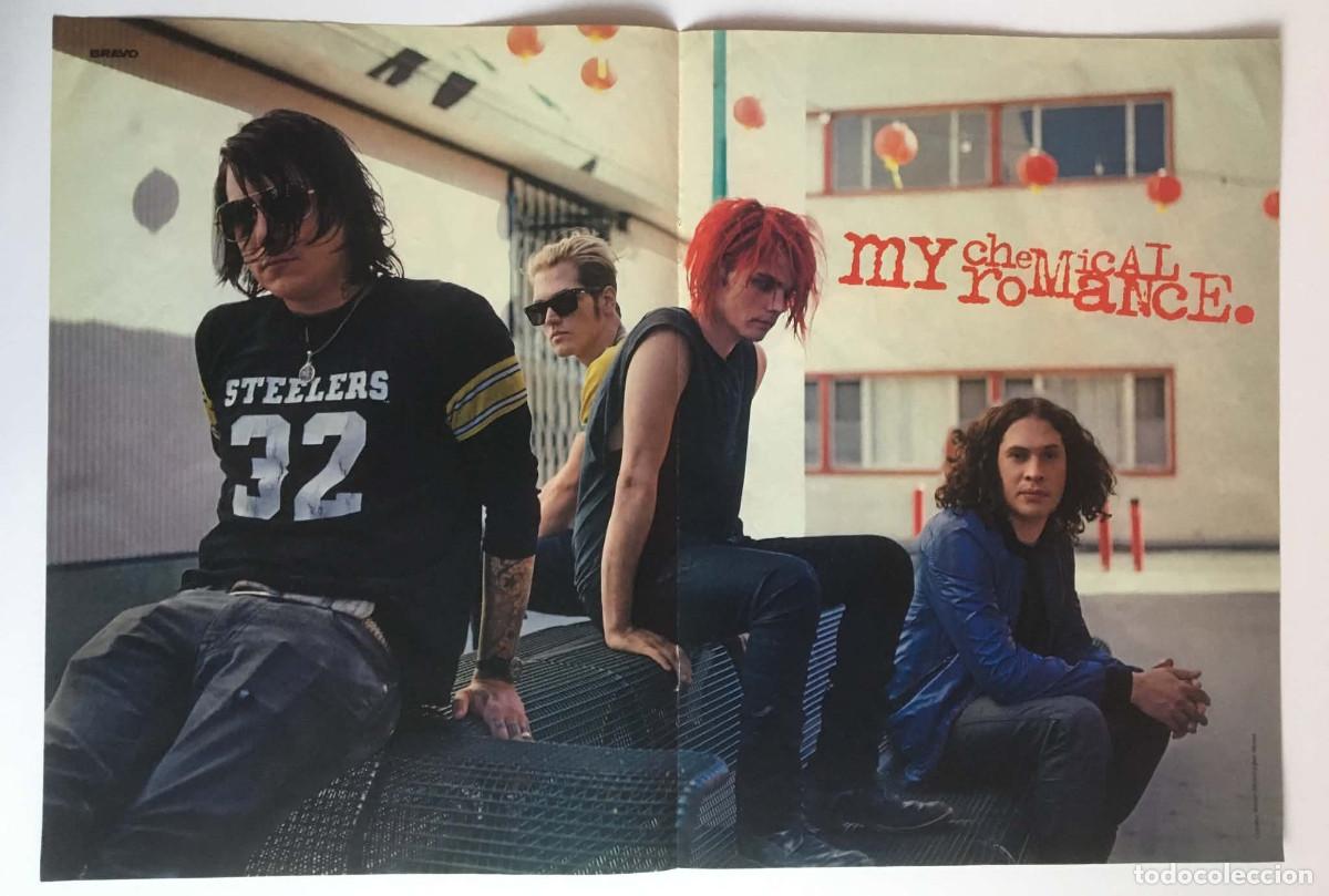 Coleccionismo de carteles: My Chemical Romance MCR / Glee Cast Double-Sided A3 Poster - Bravo Magazine Bulgaria Music TV Series