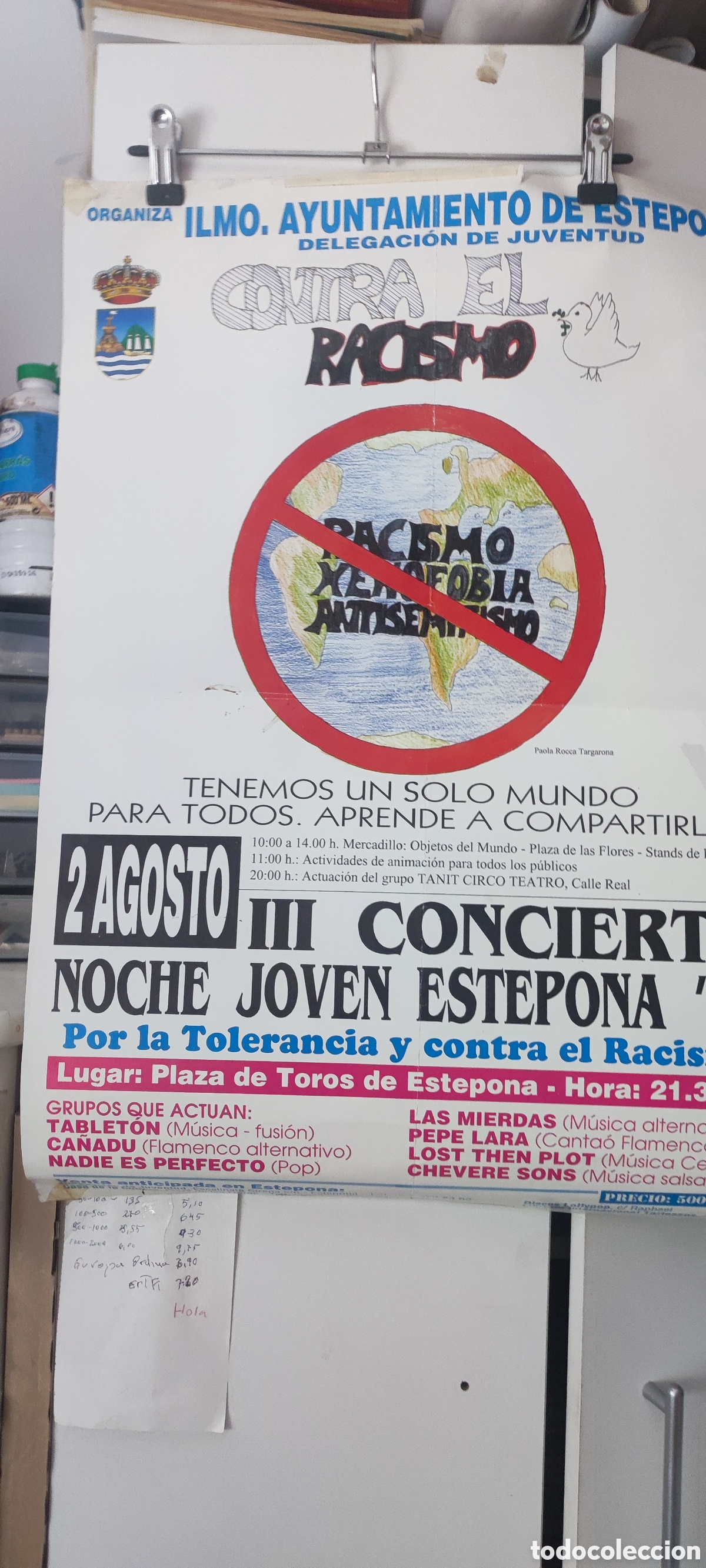 Coleccionismo de carteles: Ayuntamiento de Estepona contra el racismo 2 agosto 97
