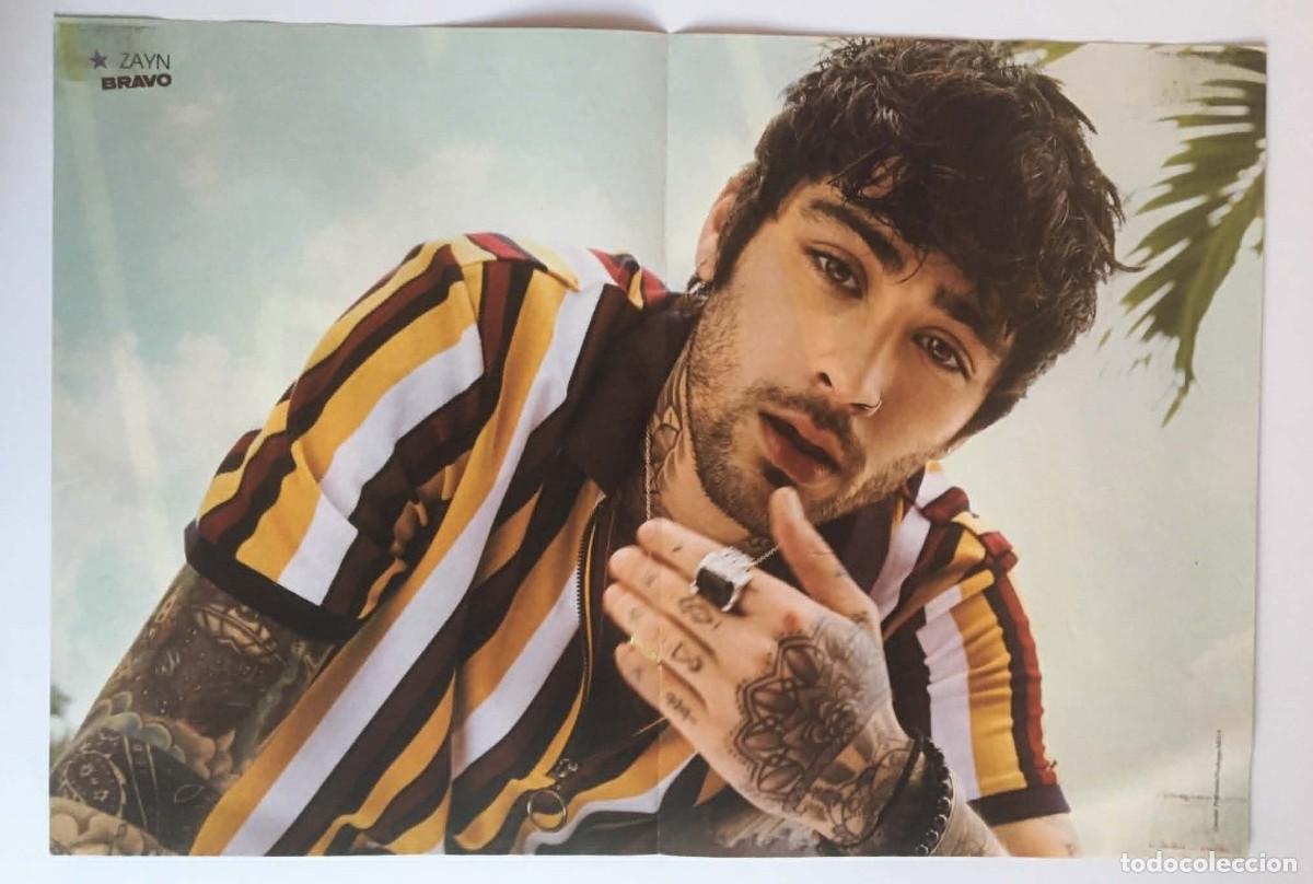 Coleccionismo de carteles: Zayn Malik One Direction / Martina Stoessel Double-Sided Poster A3 Bravo Magazine Bulgaria Music