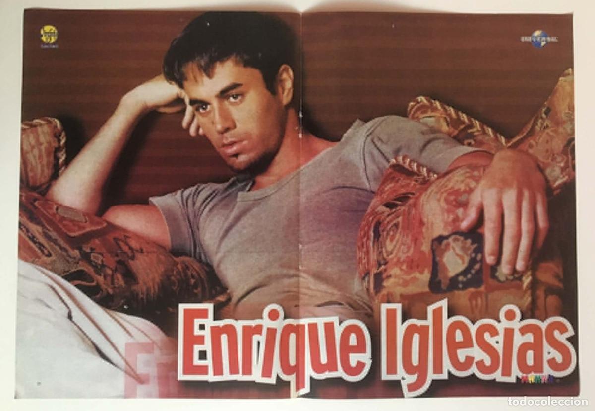 Coleccionismo de carteles: Enrique Iglesias / Blink-182 Double-Sided Vintage Poster A3 - Mania Magazine Bulgaria Music