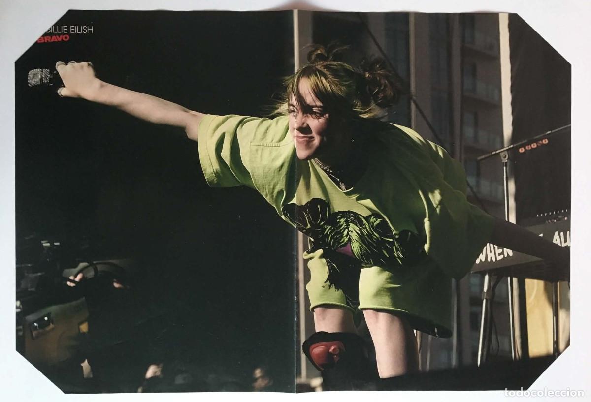 Coleccionismo de carteles: Billie Eilish / Tom Holland Spider-Man Double-Sided Poster A3 - Bravo Magazine Bulgaria Music Pin-up