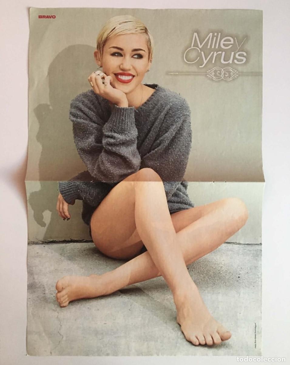 Coleccionismo de carteles: Miley Cyrus / Tom Beck Double-Sided Poster A3 - Bravo Magazine Germany Rare Music TV Series