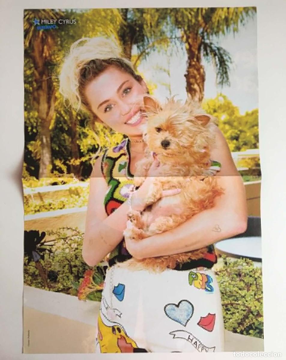 Coleccionismo de carteles: Miley Cyrus / Vanessa Hudgens Original Double-Sided A3 Poster - Bravo Magazine Bulgaria Music Rare