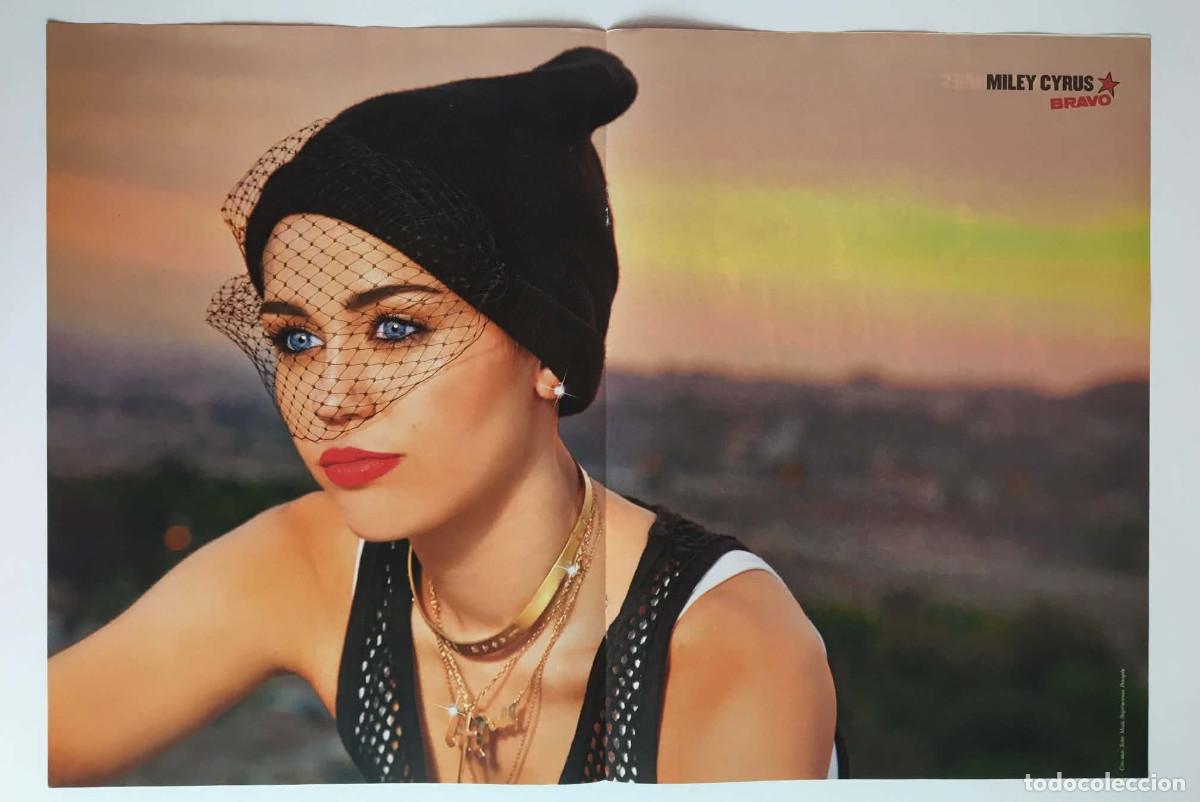 Coleccionismo de carteles: Miley Cyrus / The Vampire Diaries Cast Original Double-Sided A3 Poster - Bravo Magazine Bulgaria