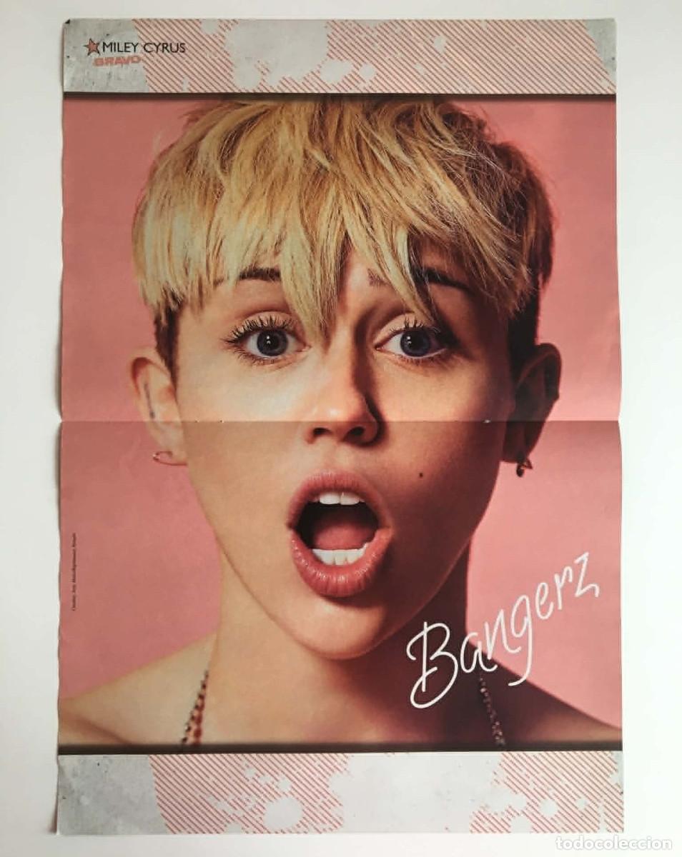 Coleccionismo de carteles: Miley Cyrus Bangerz / The Hunger Games Peeta Original Double-Sided A3 Poster - Bravo Bulgaria Music
