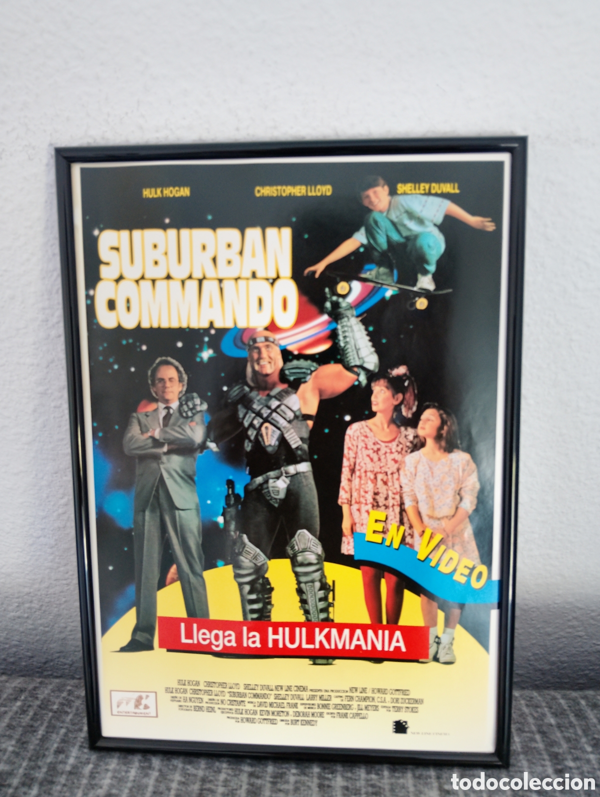 Coleccionismo de carteles: Suburban comando anuncio original vintage a&ntilde;os 90 con marco incluido Hulk Hogan