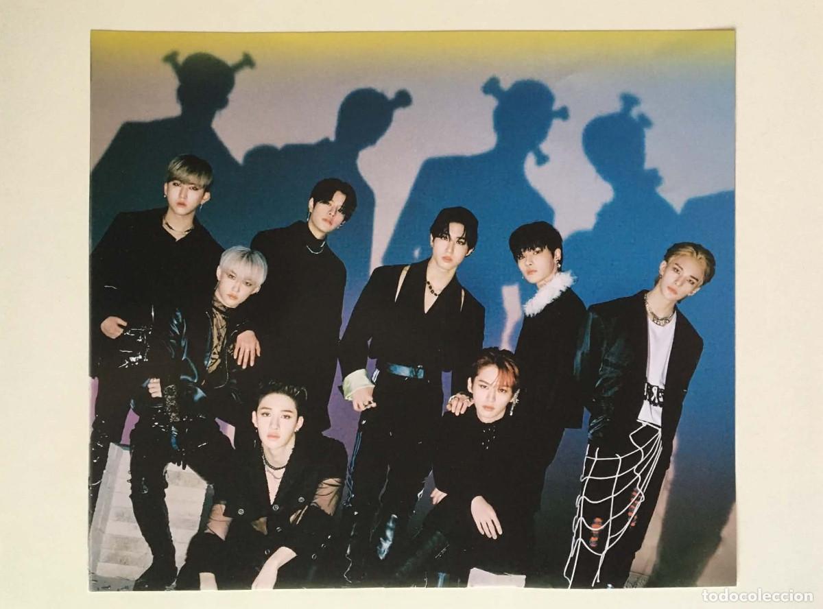 Coleccionismo de carteles: Stray Kids Group Photo Mini Poster Card &ndash; Bravo Calendar Bulgaria Music K-Pop