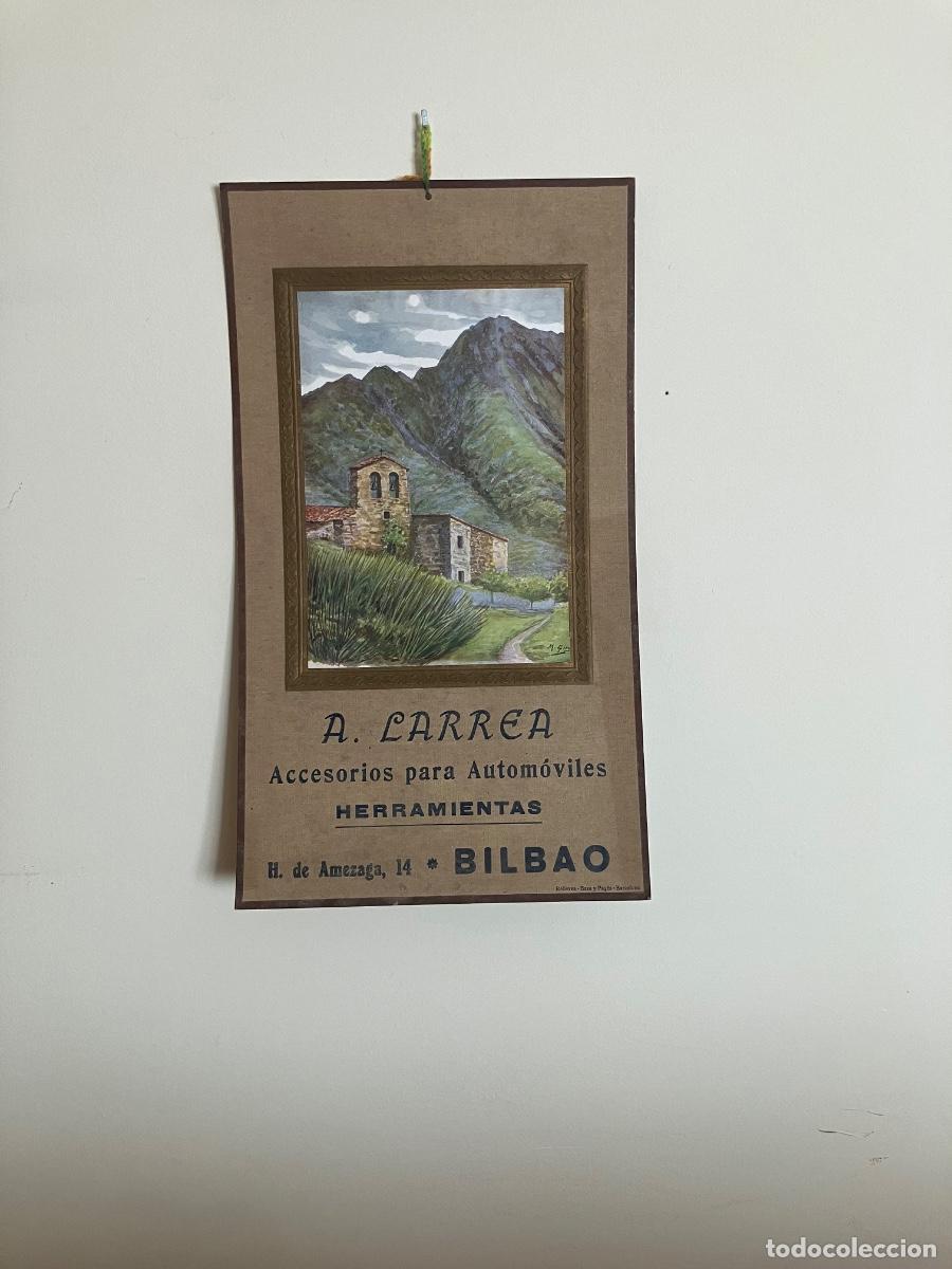 Coleccionismo de carteles: ANTIGUO CARTEL ANUNCIADOR SOBRE CART&Oacute;N TROQUELADO A LARREA BILBAO A&Ntilde;OS 30