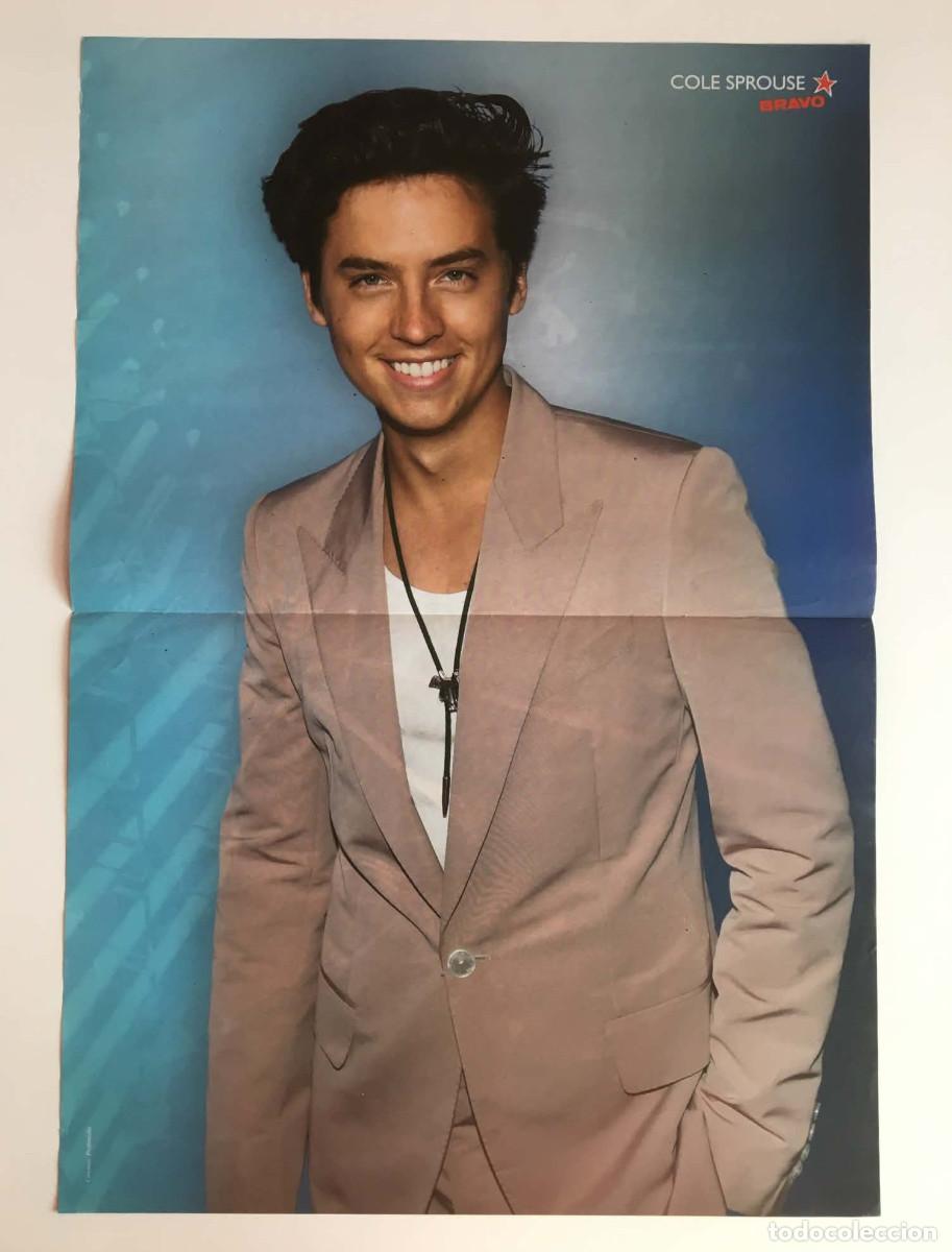 Coleccionismo de carteles: Cole Sprouse / Selena Gomez Double Sided Poster A3 - Bravo Magazine Bulgaria Music TV Riverdale Puma