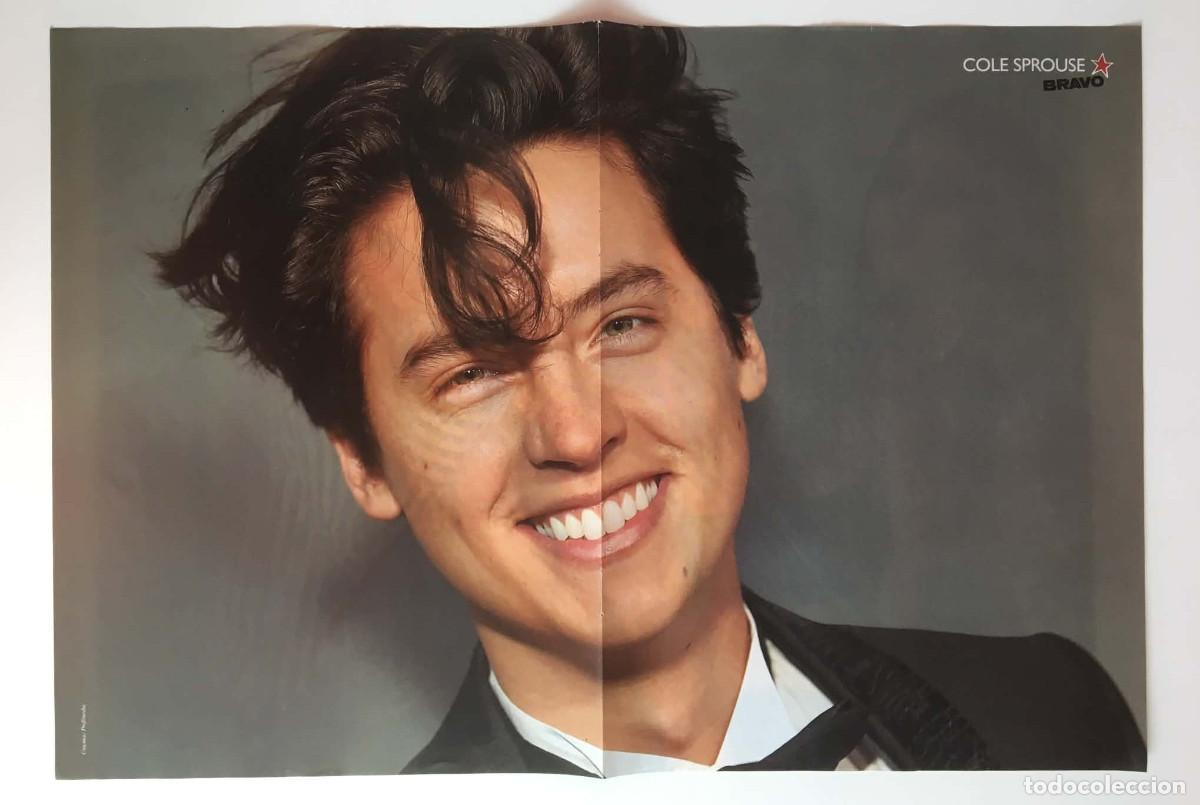 Coleccionismo de carteles: Cole Sprouse / 4Magic Double-Sided Poster A3 - Bravo Magazine Bulgaria Riverdale TV Series