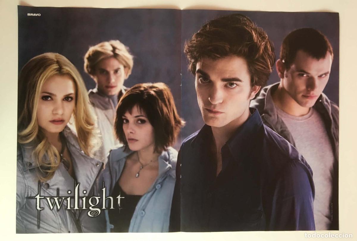 Coleccionismo de carteles: Twilight Cullen Family / One Tree Hill Cast Double-Sided Poster A3 - Bravo Magazine Bulgaria Movie