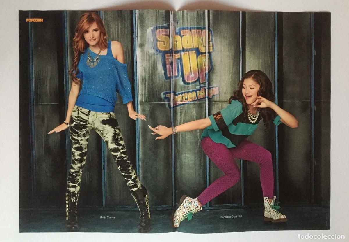 Coleccionismo de carteles: Zendaya & Bella Thorne Shake It Up / Cro Double-Sided Poster A3 - Popcorn Magazine Germany Disney