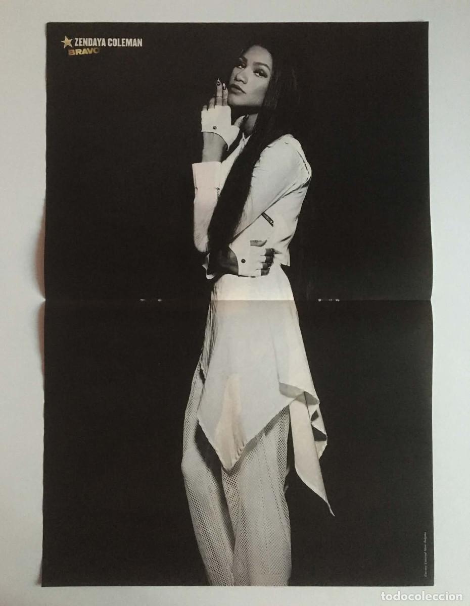 Coleccionismo de carteles: Zendaya Coleman / Tyga Double-Sided Poster A3 - Bravo Magazine Bulgaria Music Movie Hollywood