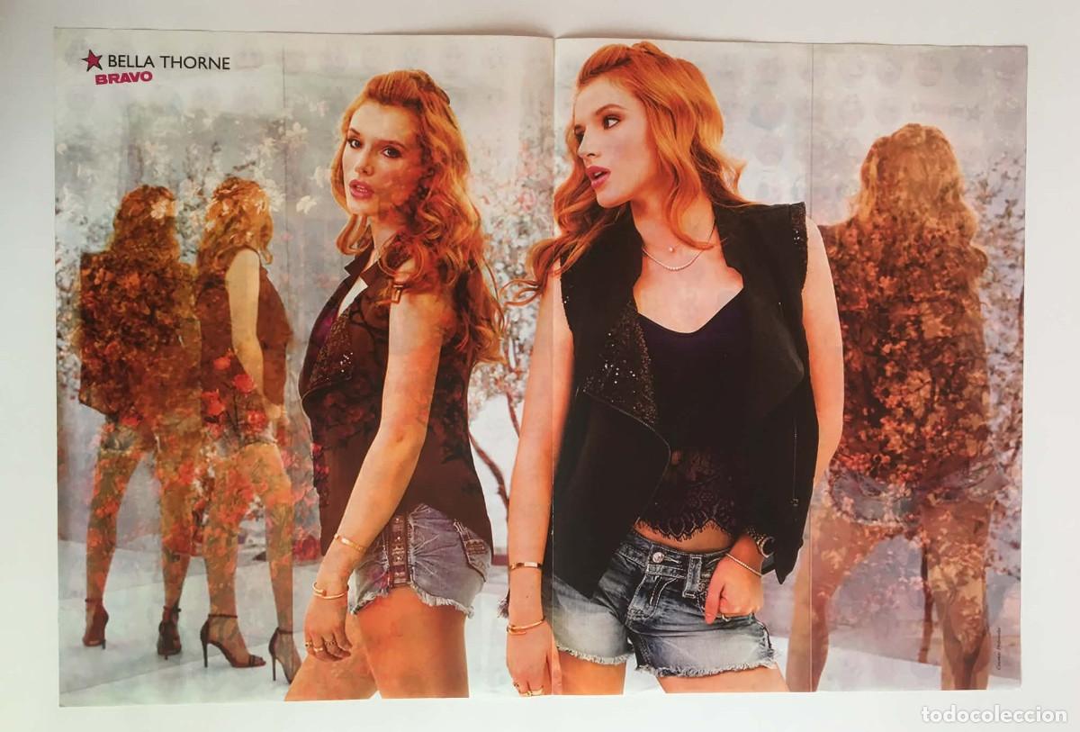 Coleccionismo de carteles: Bella Thorne Fashion Shoot / Emoticons Emojis Double-Sided Poster A3 - Bravo Magazine Bulgaria Movie