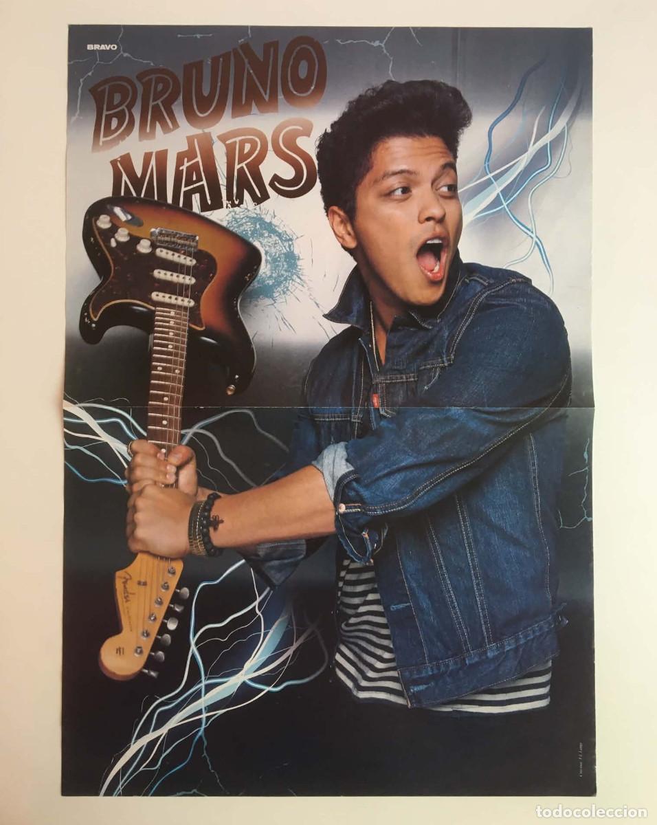 Coleccionismo de carteles: Bruno Mars / Miranda Cosgrove iCarly Original Double-Sided Poster A3 - Bravo Magazine Bulgaria Music