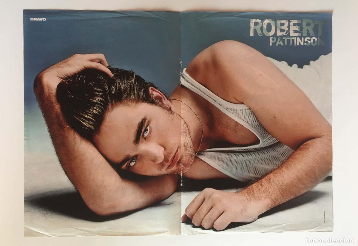 Coleccionismo de carteles: Robert Pattinson Twilight / Gossip Girl & The Black Eyed Peas Double-Sided Poster A3 - Bravo Germany