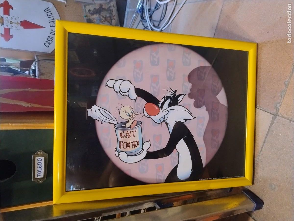 Coleccionismo de carteles: Cuadro Piol&iacute;n y Silvestre Warner Bros 1995. Con marco amarillo. 43 x 34 cm