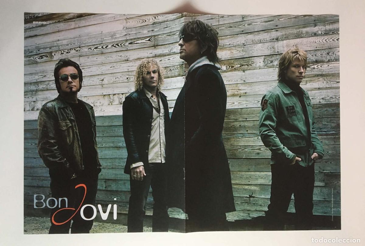 Coleccionismo de carteles: Bon Jovi / Rihanna Vintage Double-Sided Poster A3 - Bravo Magazine Bulgaria Music