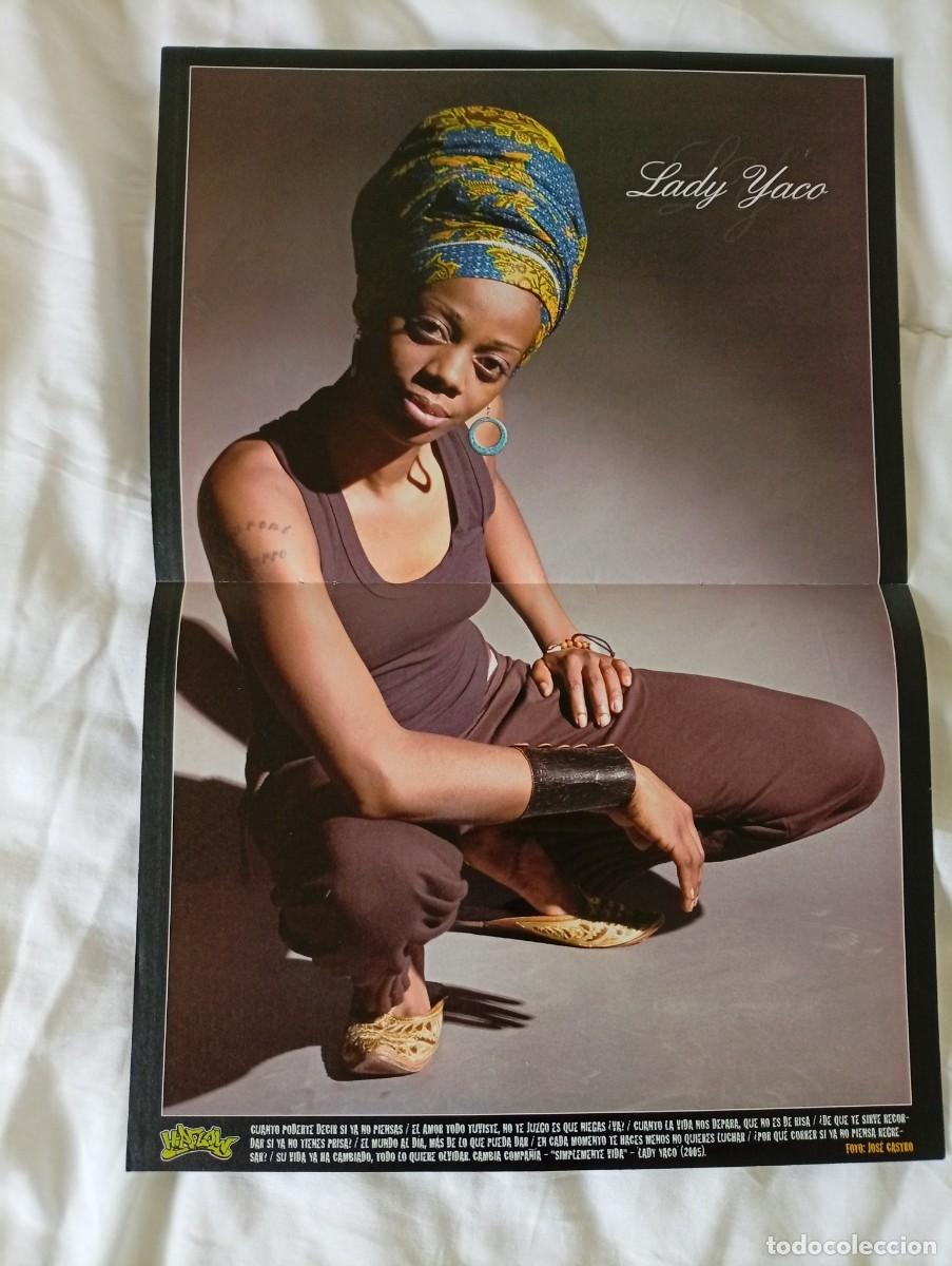 Coleccionismo de carteles: Poster de doble cara con fotograf&iacute;as de la artista Lady Yaco y Noreaga - Impresi&oacute;n a color.