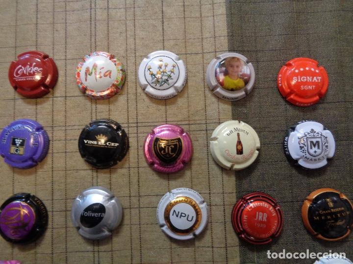 Coleccionismo de cava: lote chapas de cava de colecci&oacute;n - Foto 2