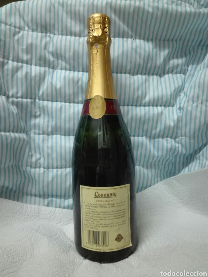 Coleccionismo de cava: BOTELLA DE CAVA CODORNIU. A&Ntilde;OS 80.PRECINTADA - Foto 2