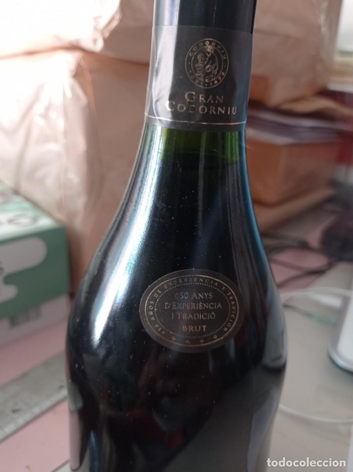 Coleccionismo de cava: ANTIGUA BOTELLA GRAN CODORNI&Uacute; CON ESTUCHE. REF. UR - Foto 2