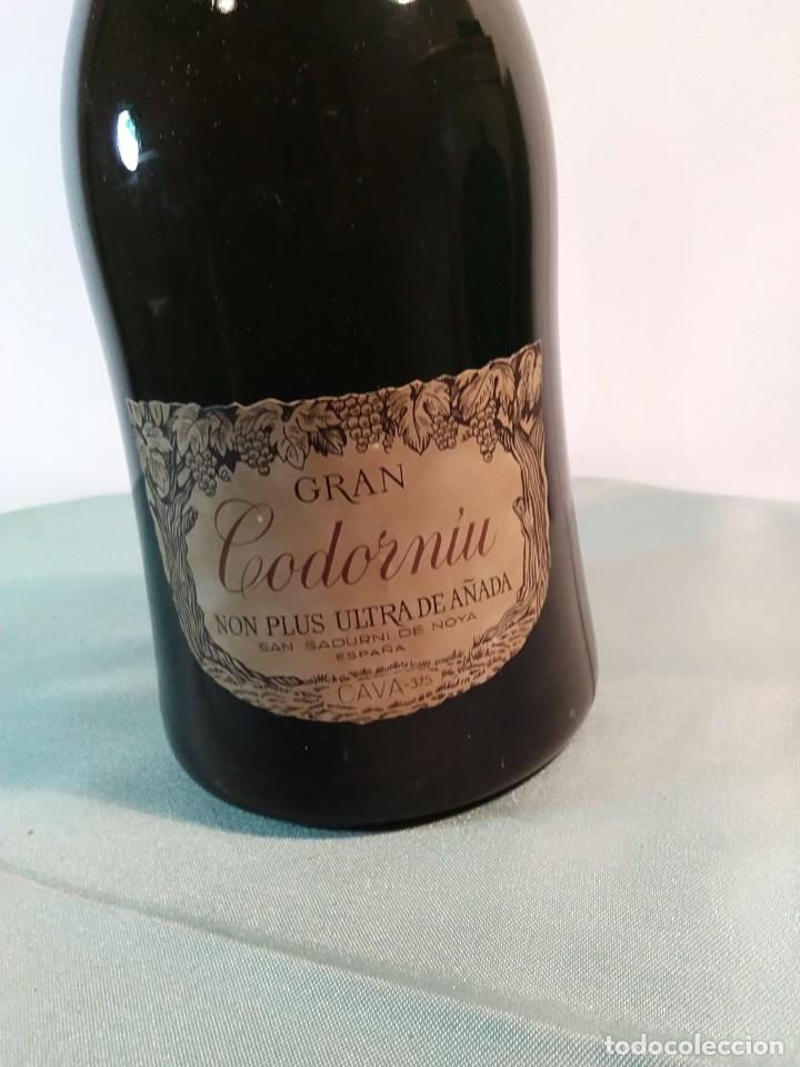 Coleccionismo de cava: Botella Gran Codorniu Non Plus Ultra de A&ntilde;ada - Foto 2