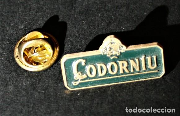 Coleccionismo de cava: PIN - CAVAS CODORNIU - Foto 1