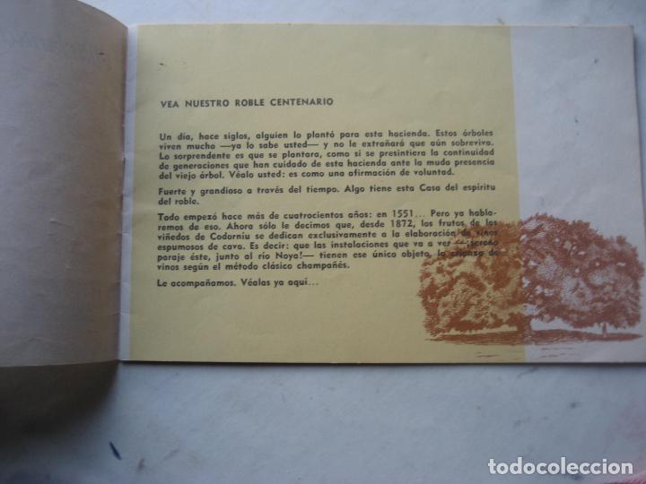 Coleccionismo de cava: Codorniu. 1962. Charlando sobre la marcha - Foto 2