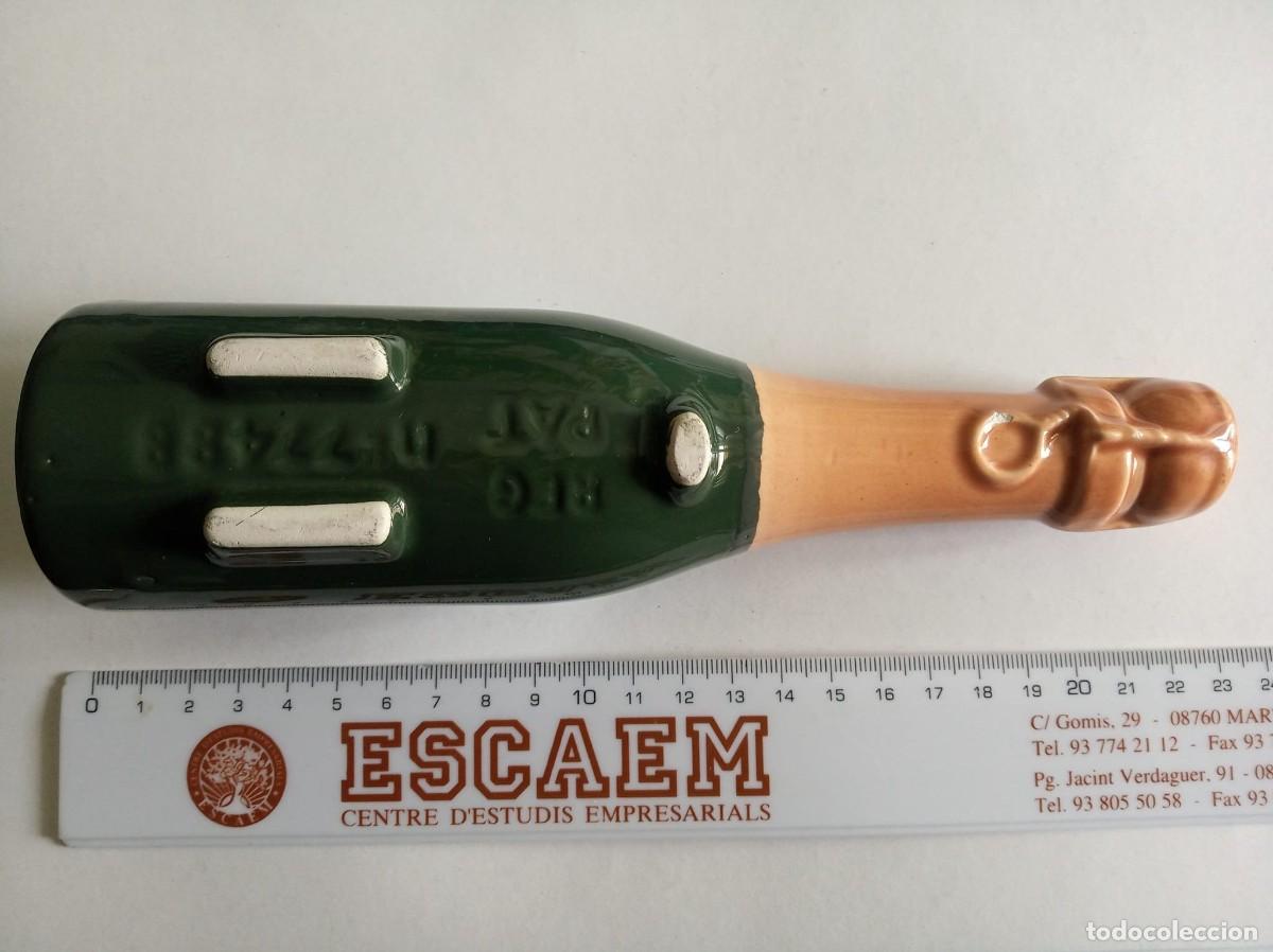 Coleccionismo de cava: Botella LLopart forma cenicero - Foto 2