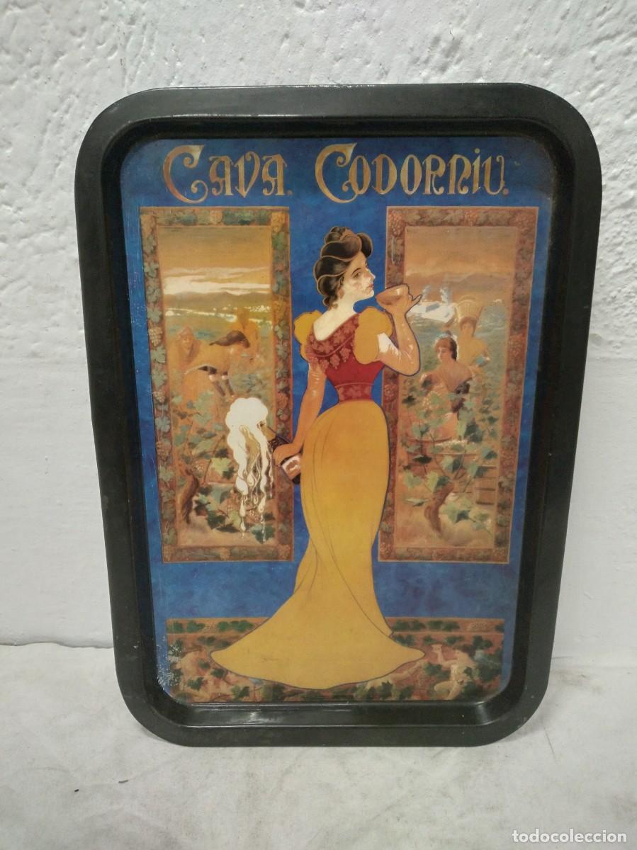 Coleccionismo de cava: Antigua Bandeja Cava Codorniu - Foto 1