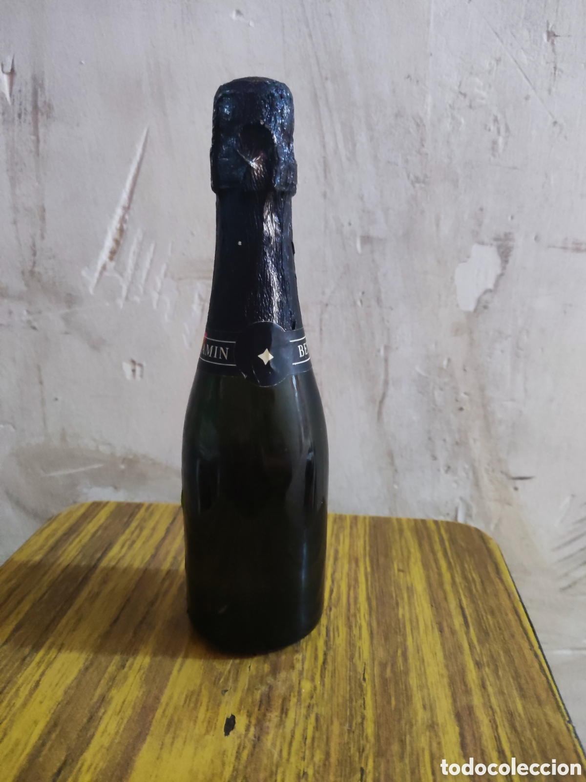 Coleccionismo de cava: Antiguo botell&iacute;n benjam&iacute;n codorniu - Foto 2
