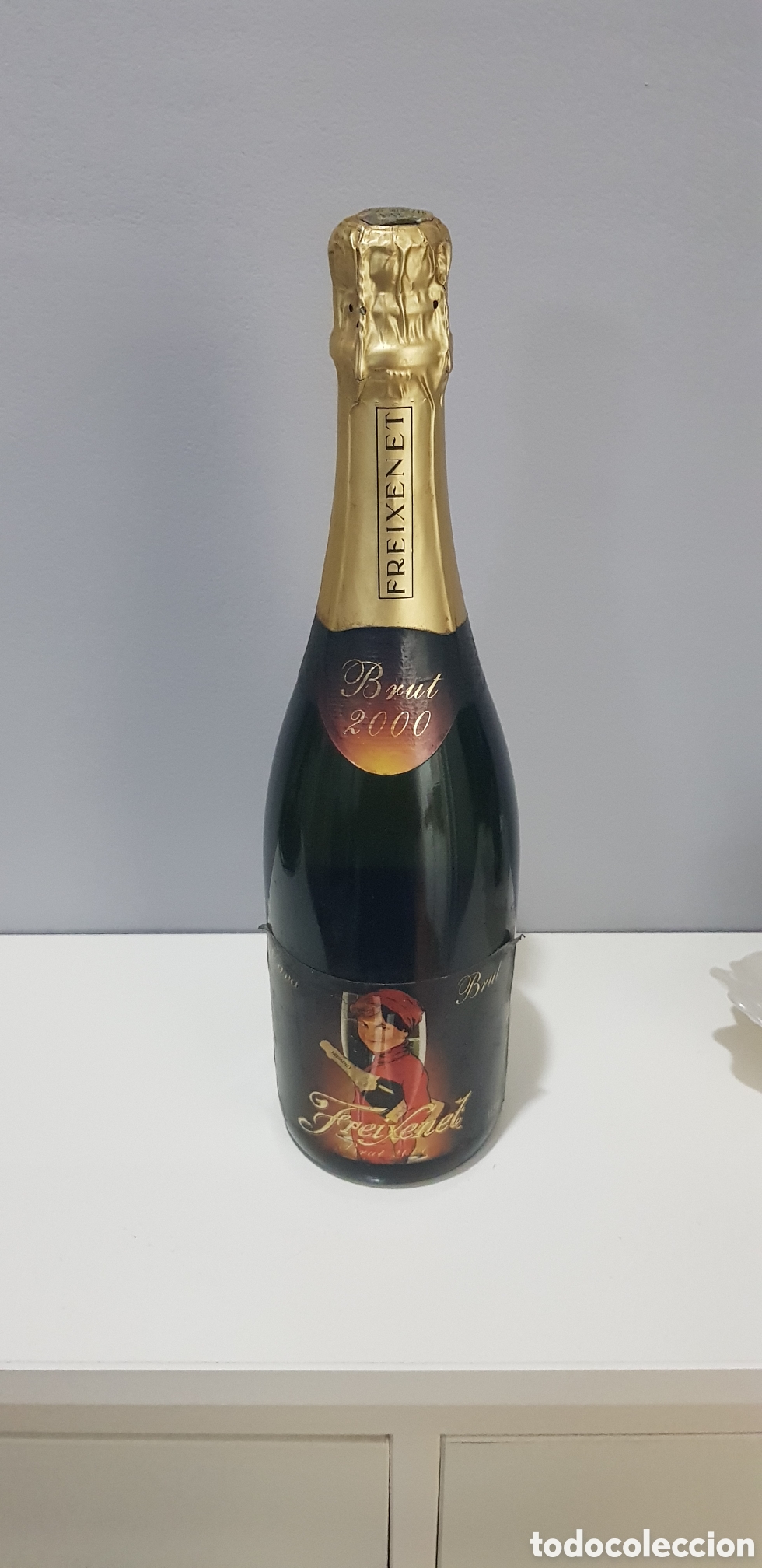 Coleccionismo de cava: Botella de cava freixenet edici&oacute;n 2000 - Foto 1