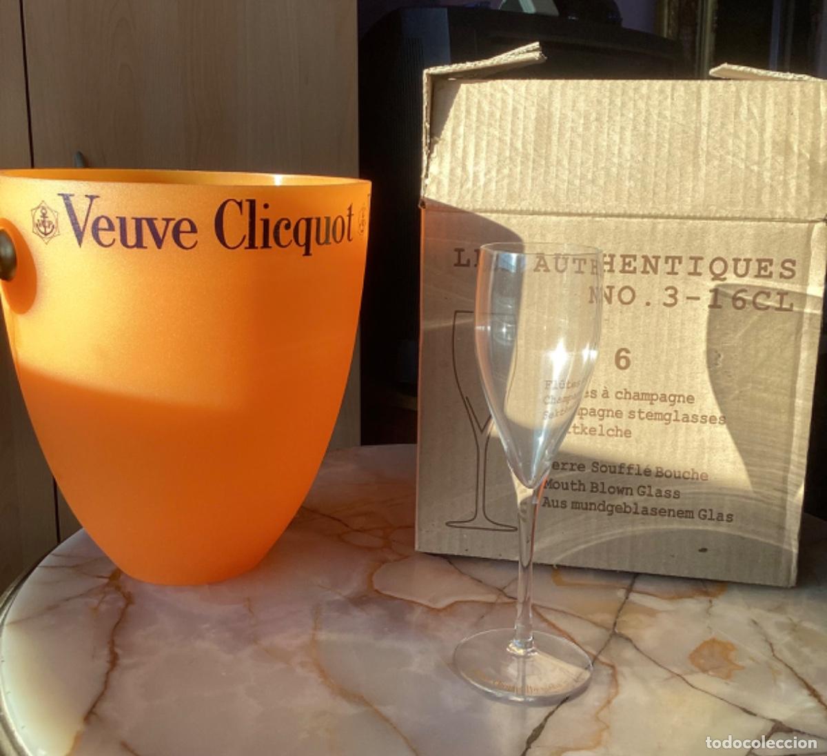 Coleccionismo de cava: Cubitera y Copas Veuve Clicquot - Foto 1