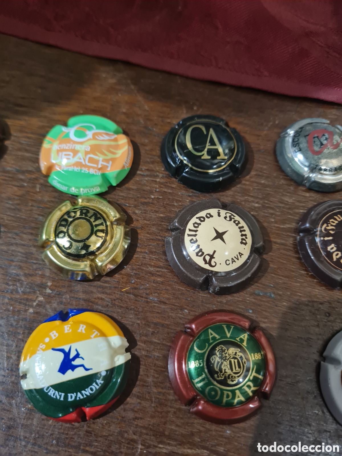 Coleccionismo de cava: Lote de 19 chapas de cava Codorniu etc - Foto 4