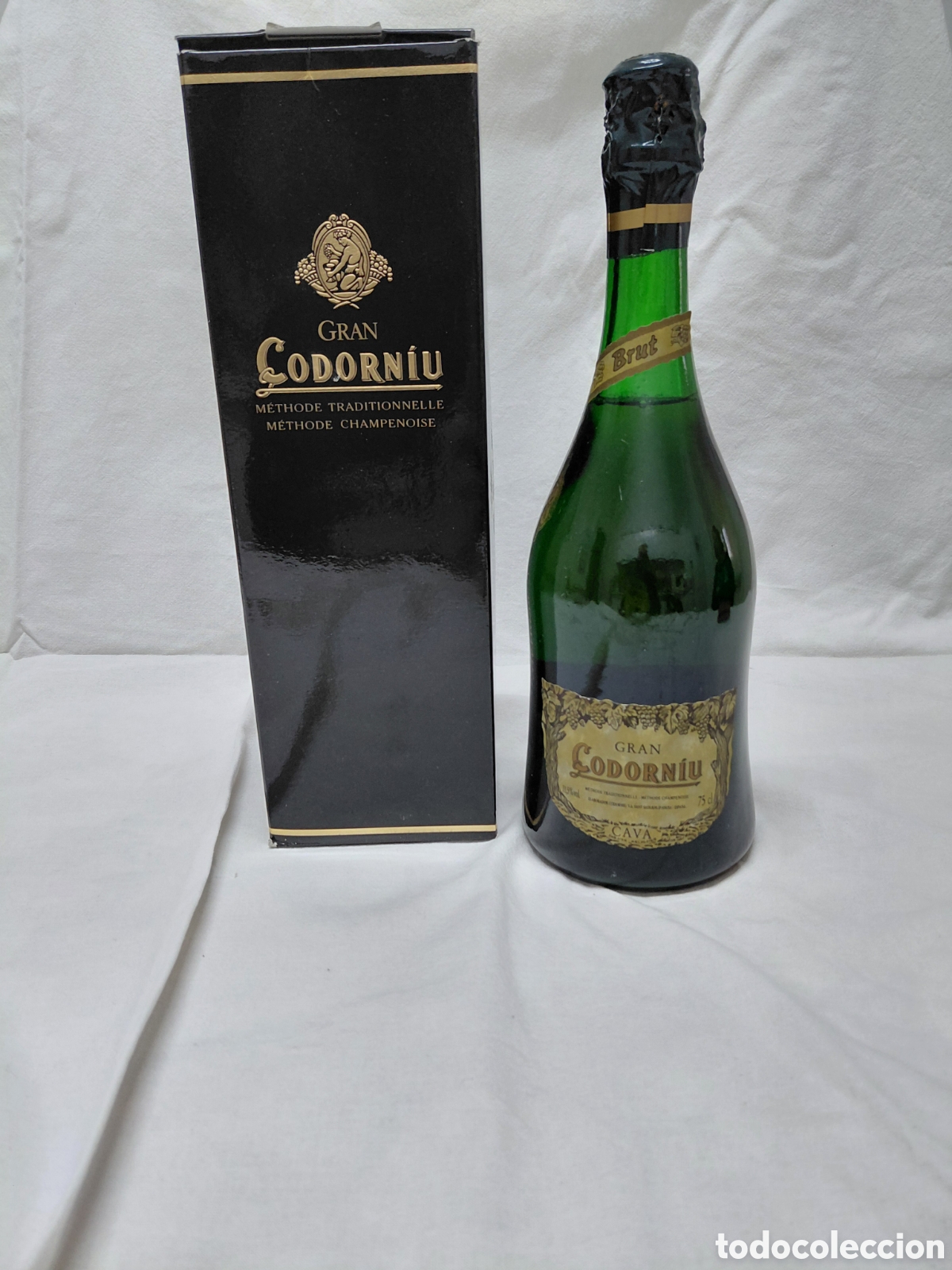 Coleccionismo de cava: Botella CAVA GRAN CODORN&Iacute;U con su caja - Foto 3