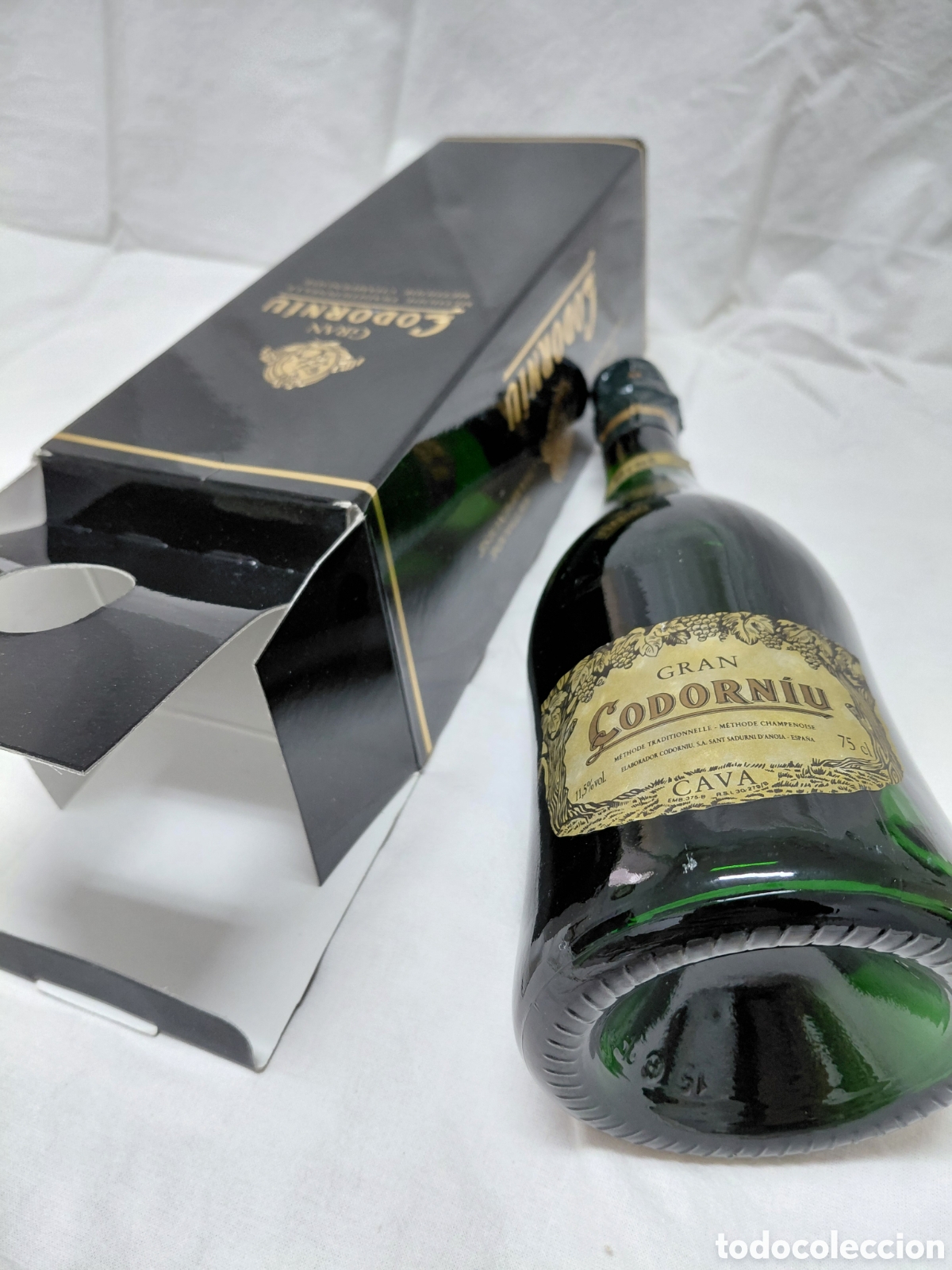 Coleccionismo de cava: Botella CAVA GRAN CODORN&Iacute;U con su caja - Foto 1