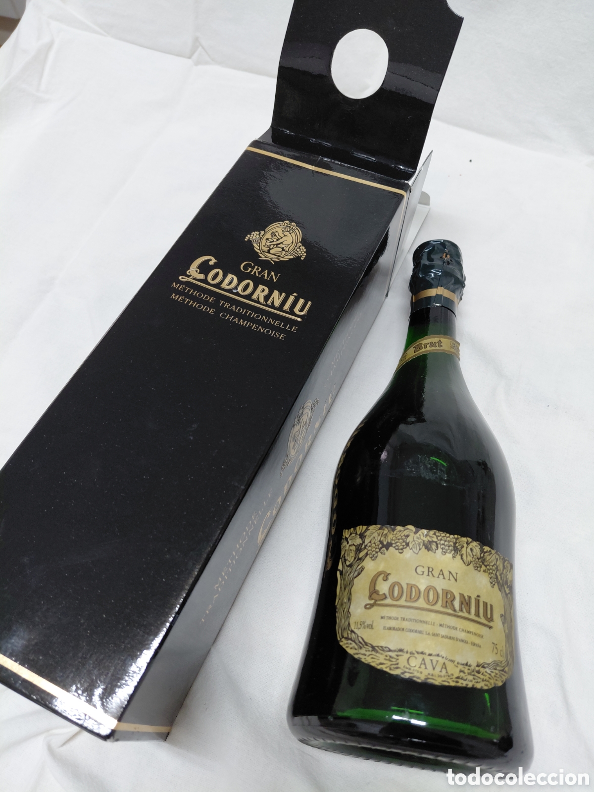 Coleccionismo de cava: Botella CAVA GRAN CODORN&Iacute;U con su caja - Foto 2
