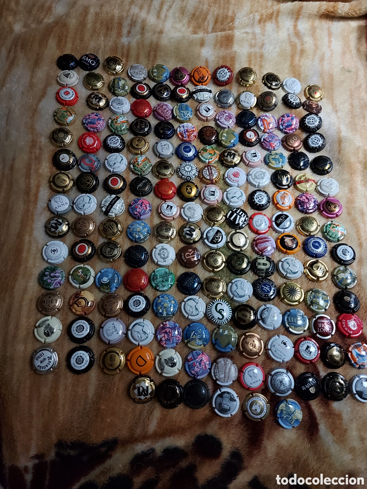 Coleccionismo de cava: (*VI)...170 CHAPAS DE CAVA - Foto 1