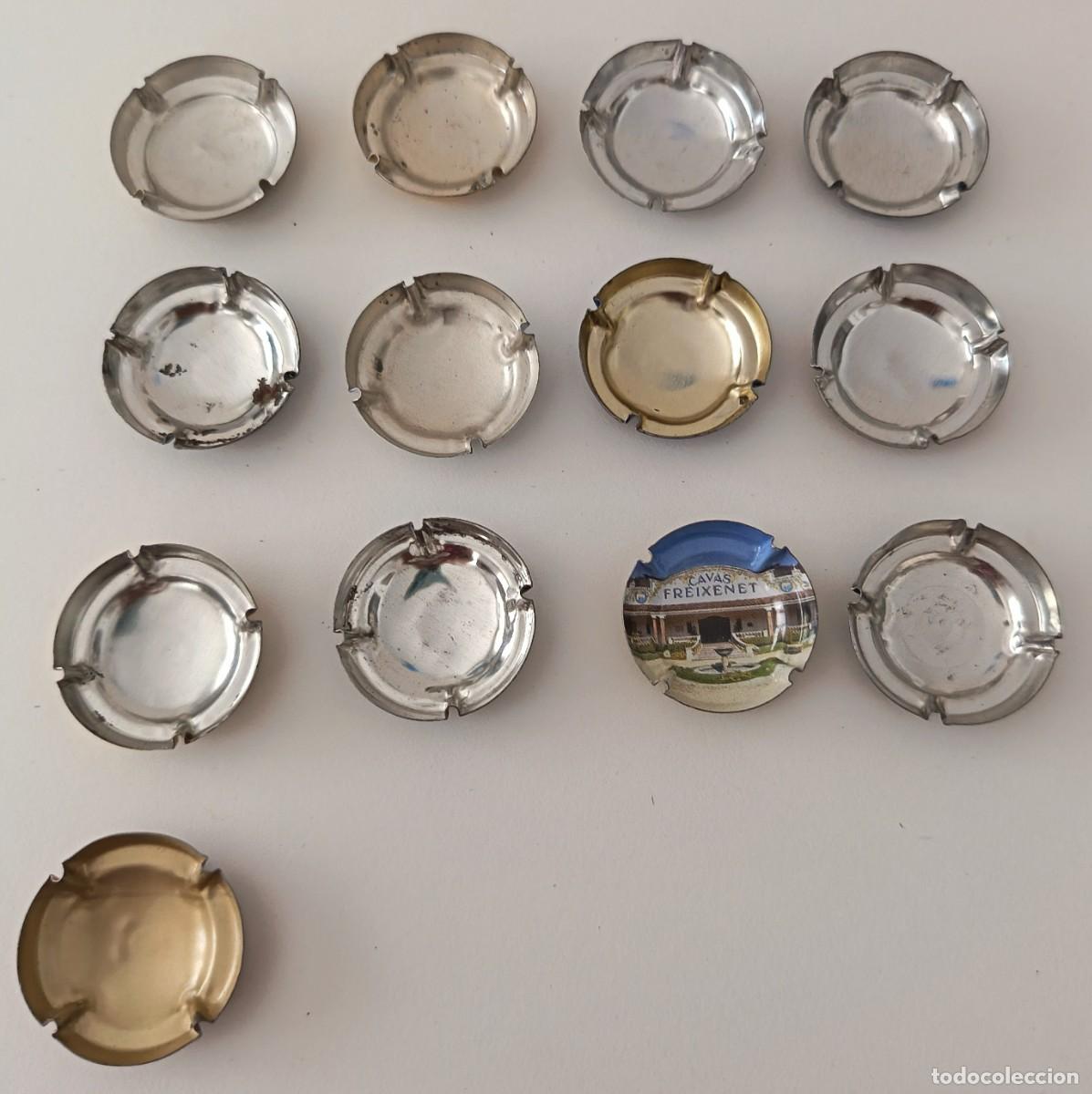 Coleccionismo de cava: 13 Chapas de Cava. Freixenet. - Foto 4