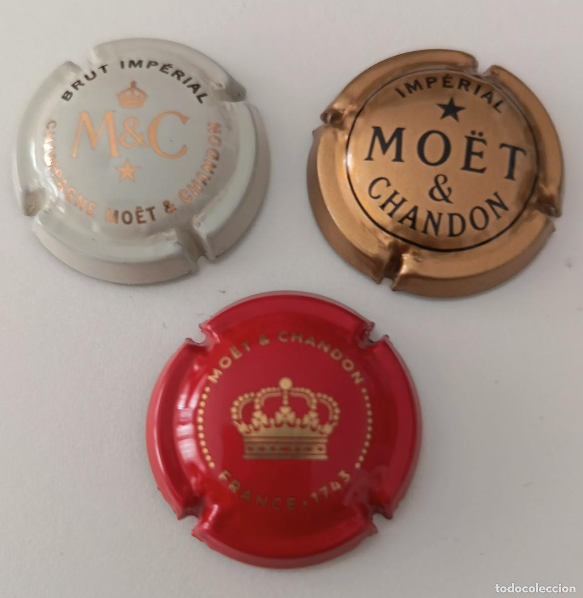 Coleccionismo de cava: 3 Chapas o placas. Cava Champagne Mo&euml;t Chandon. Francia. Brut Nature, imperial, rojo.