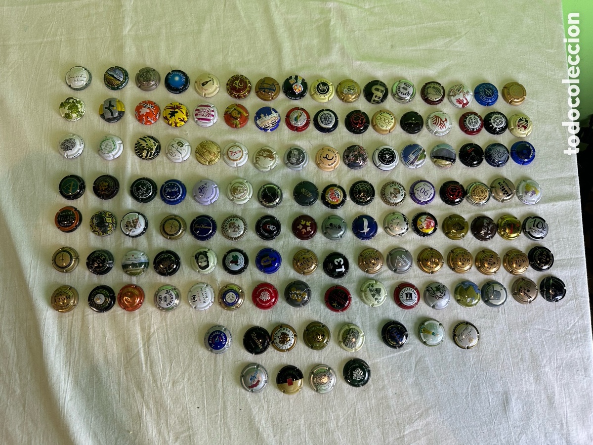 Colecionismo de cava: Gran lote colecci&oacute;n 124 placas de cava y champagne variadas