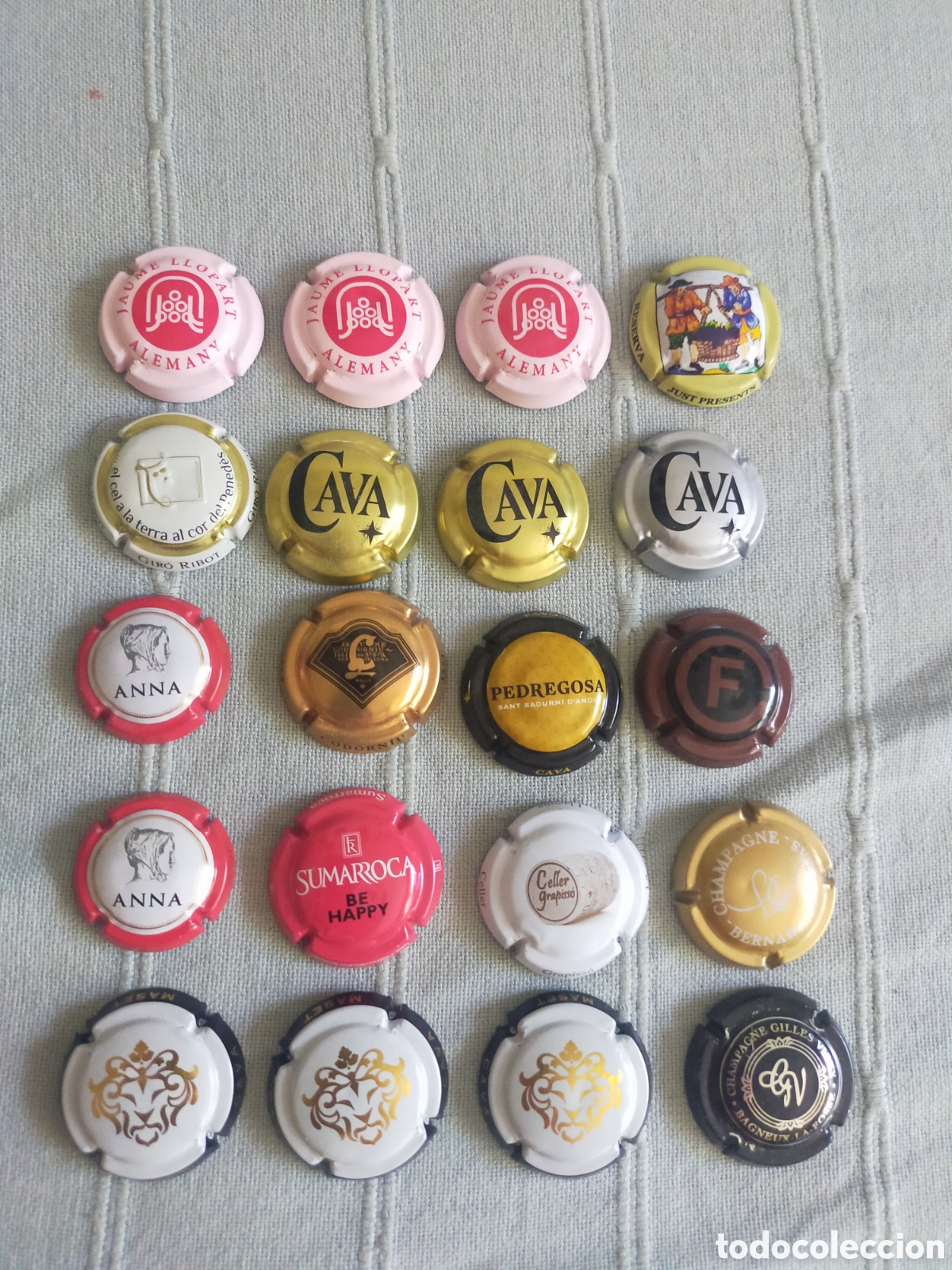Coleccionismo de cava: 20 Chapas Cava y Champagne - Foto 1
