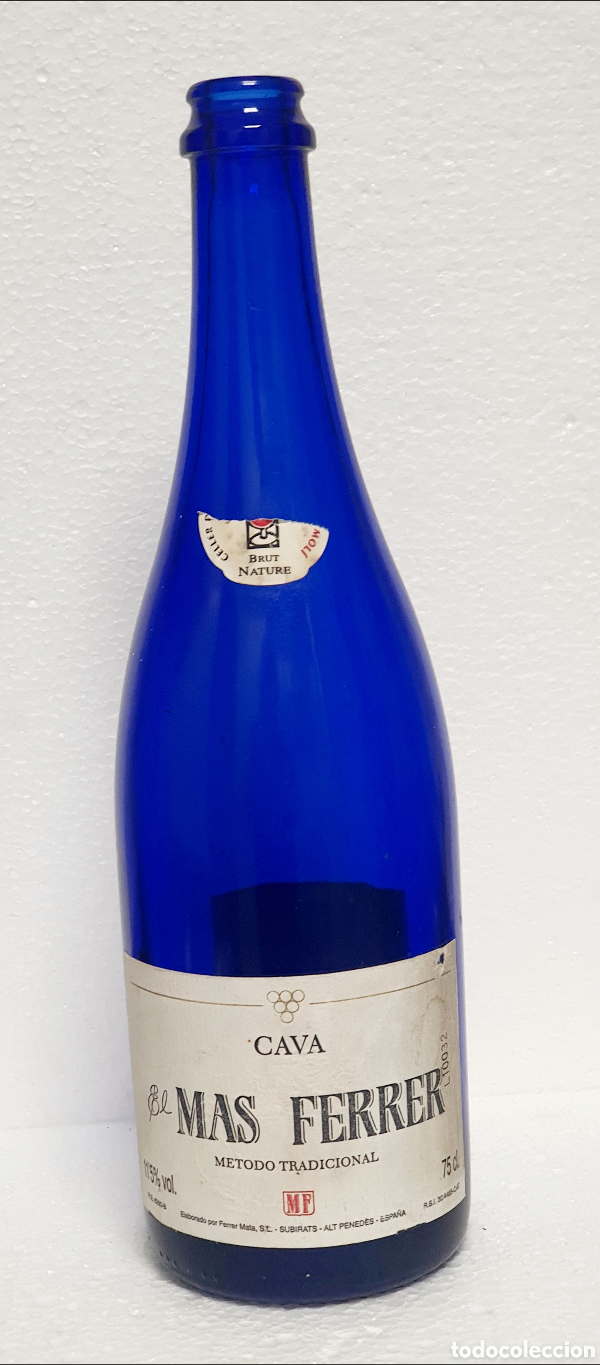 Coleccionismo de cava: BOTELLA AZUL CAVA EL MAS FERRER *** VACIA