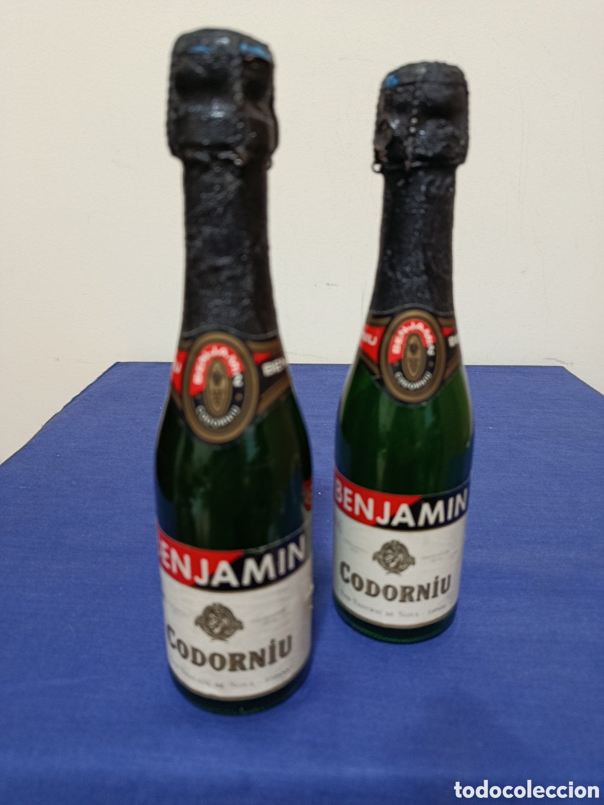 Coleccionismo de cava: Lote 2botellas formato Benjamin de Cava Codorniu