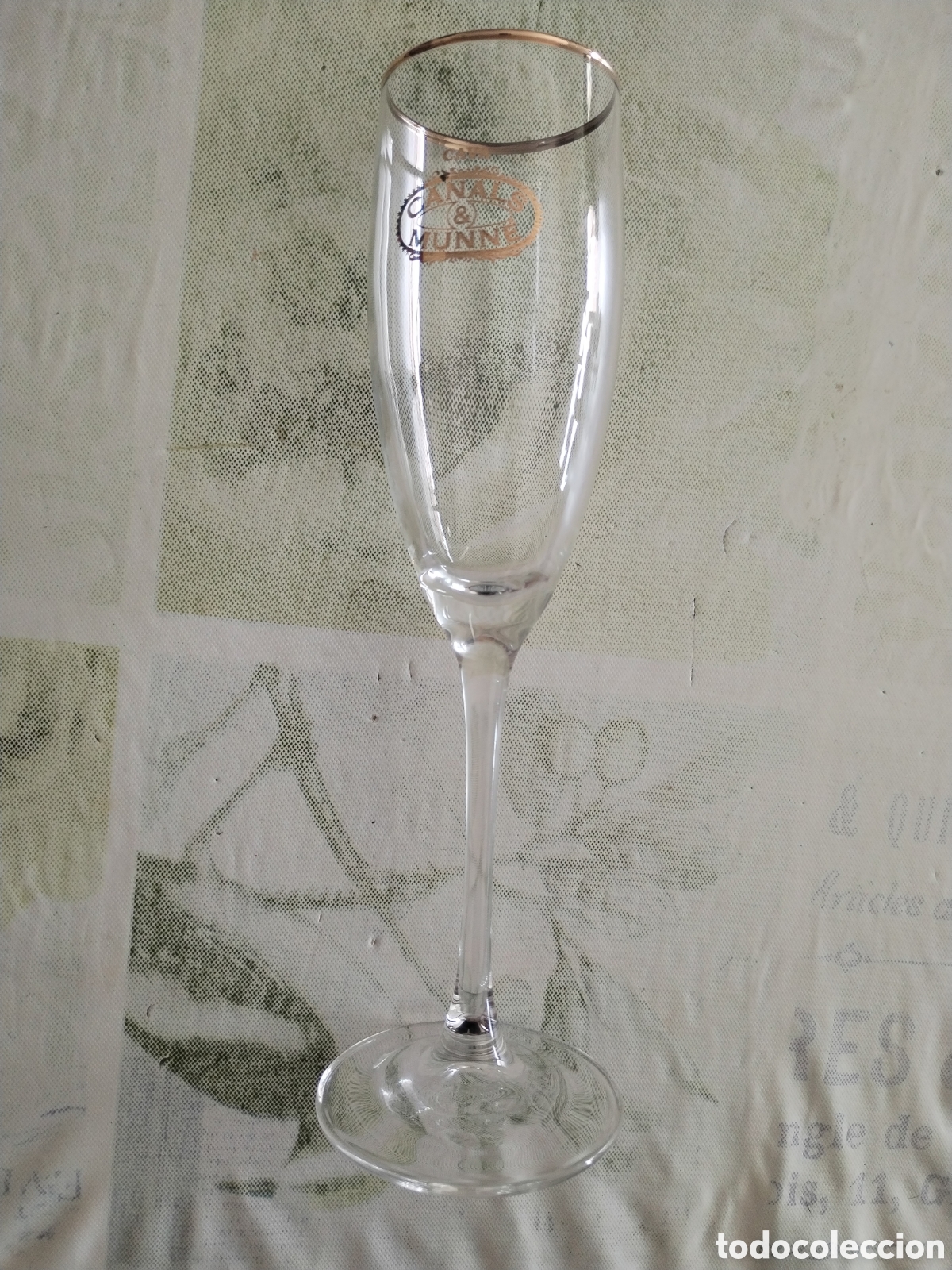 Coleccionismo de cava: Copa cava Canals & Munn&eacute; filo boca y marca dorado