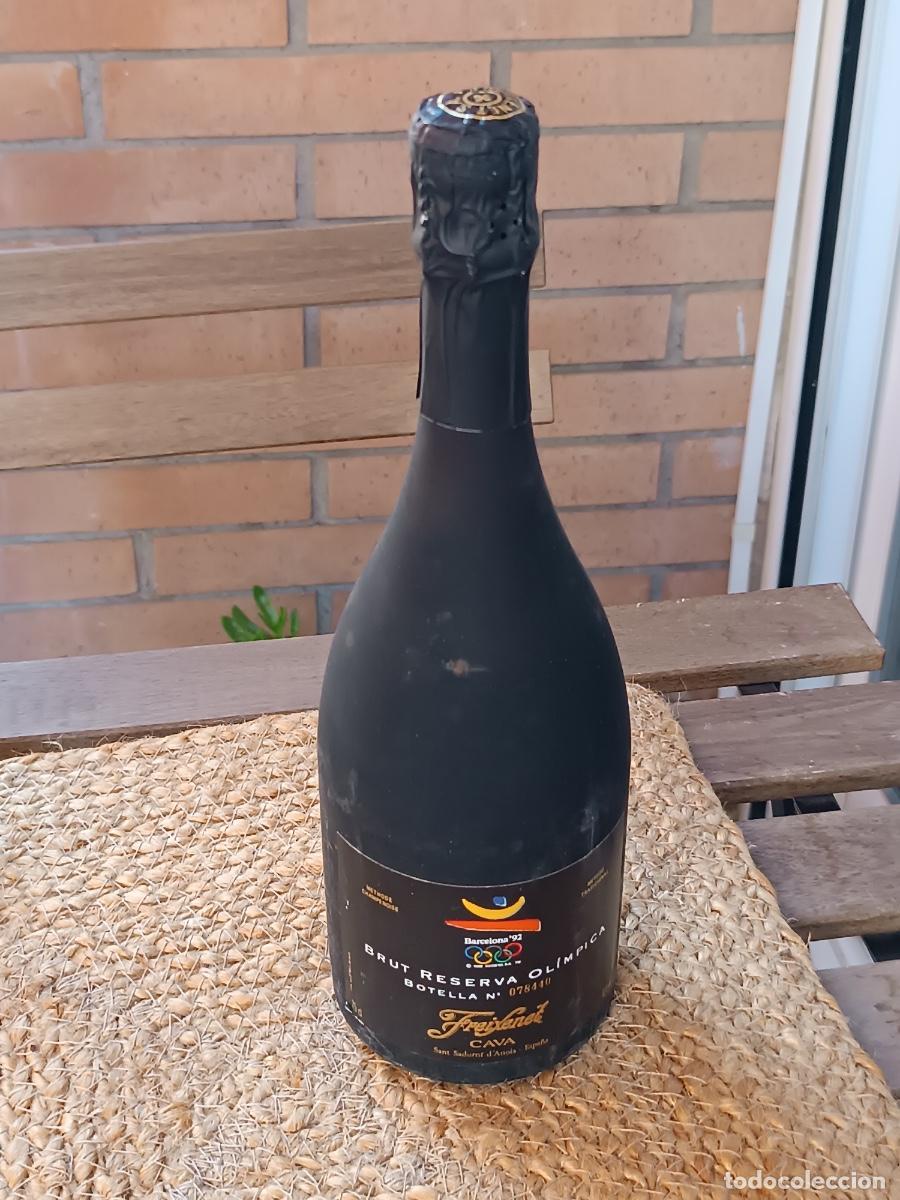 Coleccionismo de cava: CAVA FREIXENET BRUT RESERVA OL&Iacute;MPICA EN SU ESTUCHE