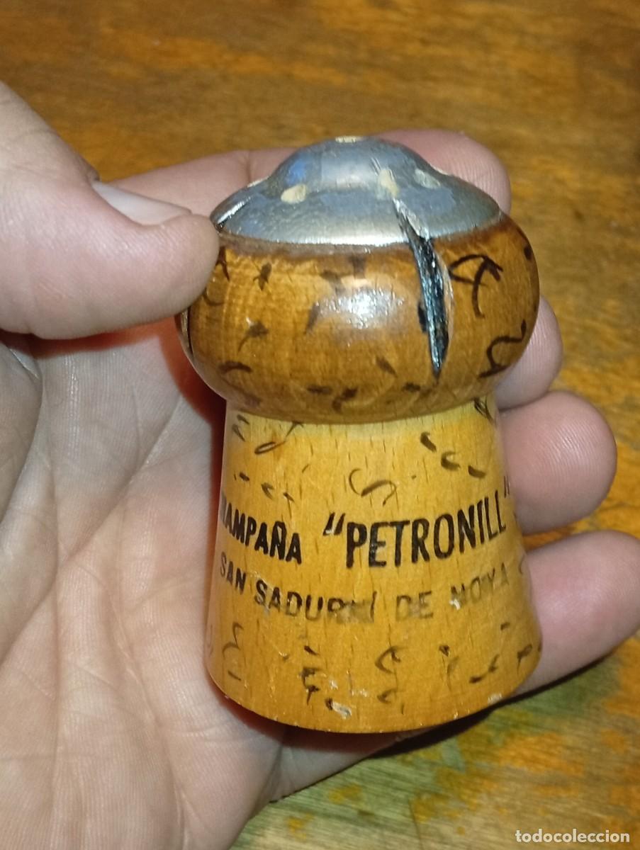 Coleccionismo de cava: &Uacute;NICO SALERO CHAMPA&Ntilde;A PETRONILL CAVA CHAMPAGNE ESPUMOSO SAN SADURNI DE NOYA CATALU&Ntilde;A A&Ntilde;OS 50