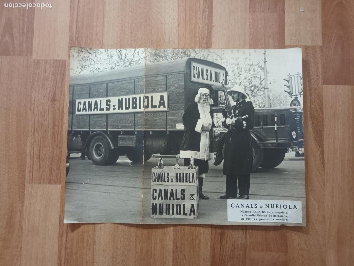 Coleccionismo de cava: GRAN FOTOGRAF&Iacute;A CAVA CANALS & NUBIOLA NAVIDAD PAPA NOEL OBSEQUIA GUARDIA URBANA BARCELONA