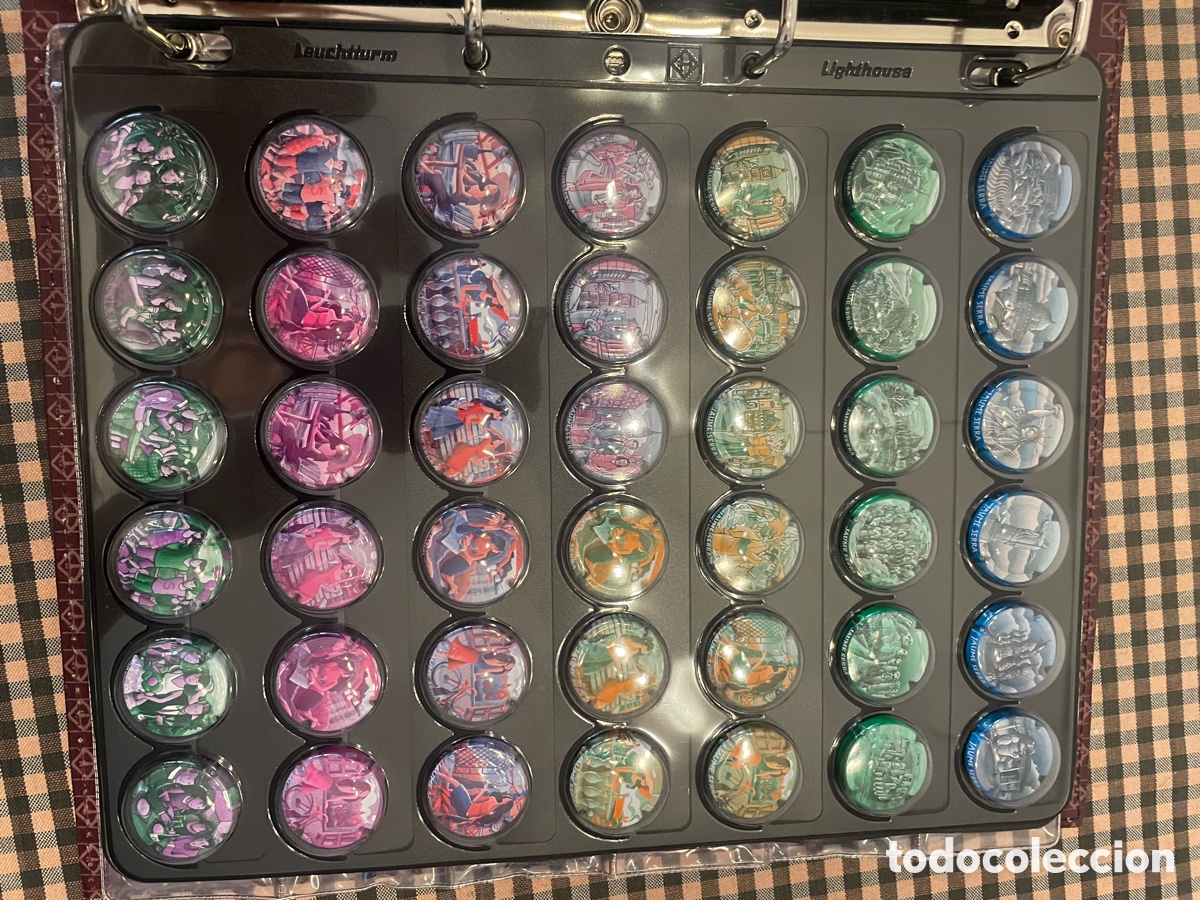 Cava Collection: Gran lote coleccionista de placas de cava (630 piezas) en 2 &aacute;lbumes de lujo